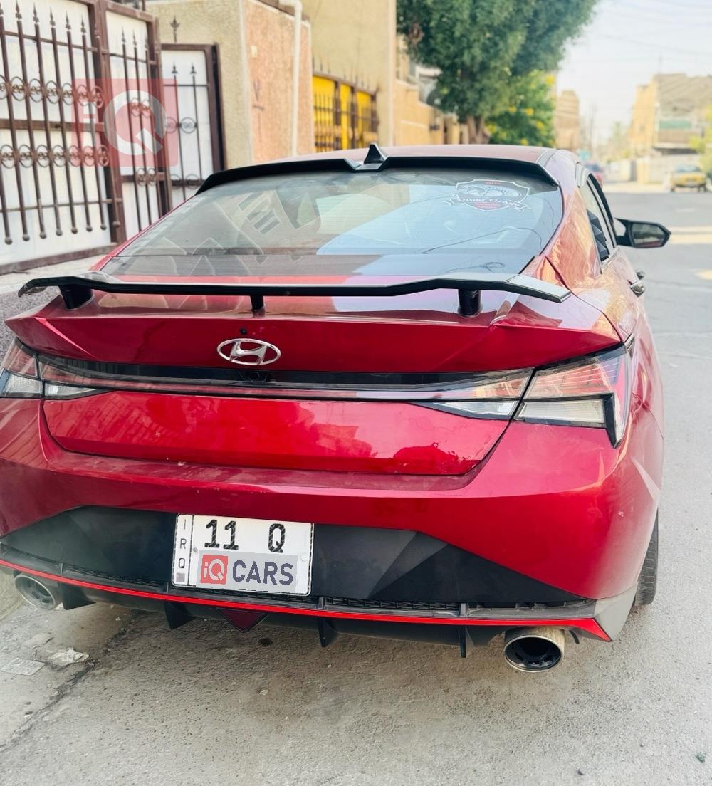 هیوندای ئەلەنترا